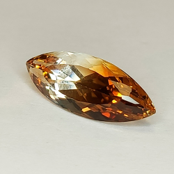 9,11 ct Champagner-Topas im Marquise-Schliff, 28,23 x 16,13 mm