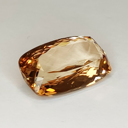 9.89ct Champagne Topaz Cushion Cut 16.93x10.14mm