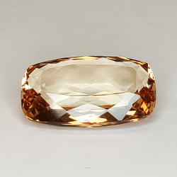 9,89 ct Champagner-Topas im Kissenschliff, 16,93 x 10,14 mm