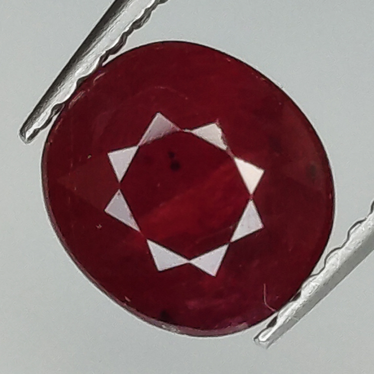 2.20ct Ruby oval cut 7.23 x 6.56 mm