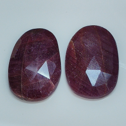 Rubino da 28,71 ct taglio ovale 20,99 x 14,30 mm