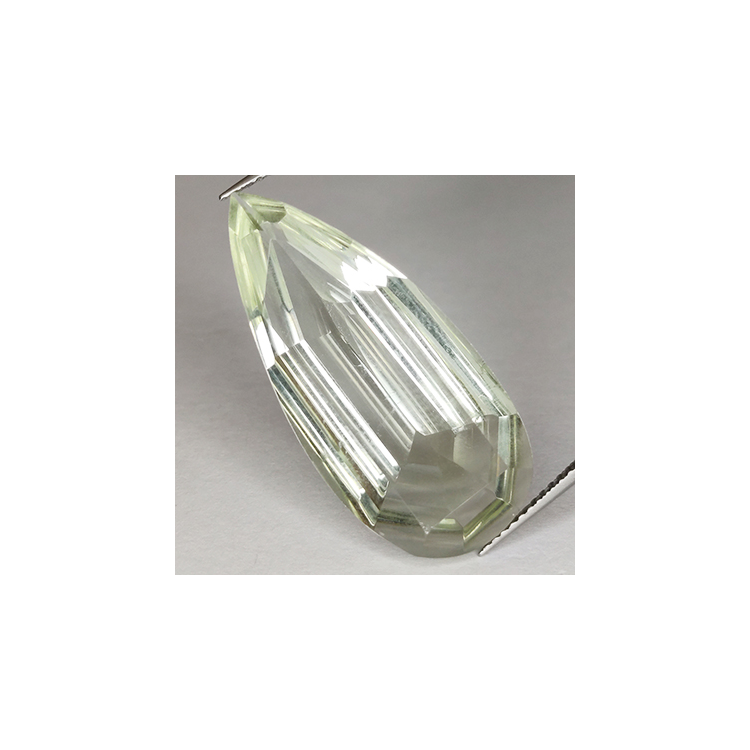 19,55 ct Ametista verde (prasiolite) taglio ovale 31,21 x 14,35