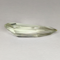 19,55 ct Amatista verde (prasiolita) talla oval 31,21 x 14,35mm 1pz