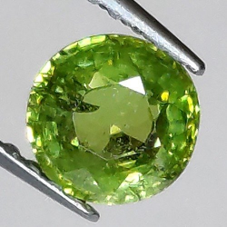 Granato demantoide da 0,72 ct, taglio rotondo, 5,40 x 5,34 mm