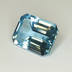 Topaze bleue 14,55 ct taille émeraude 15,60x11,74 mm