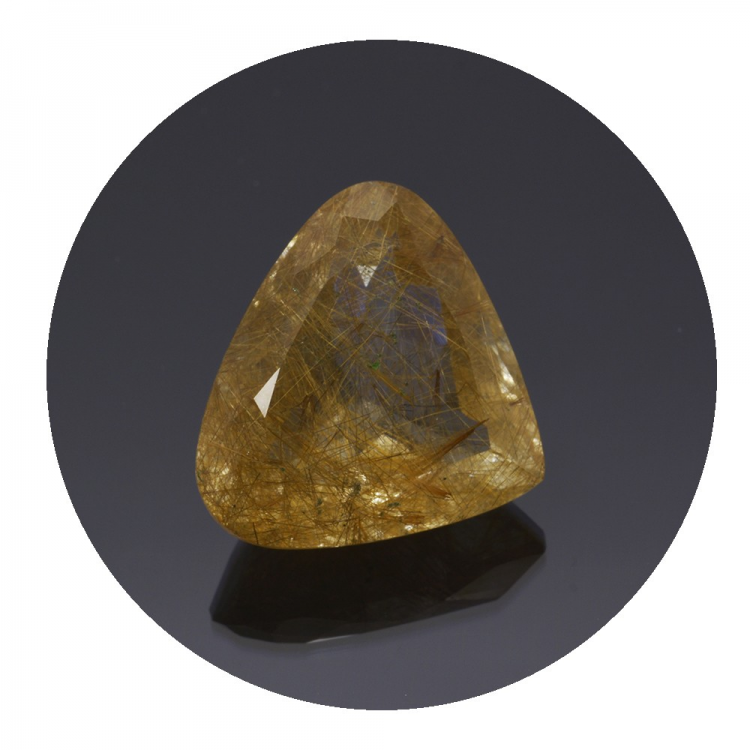 19,15 ct. Rutile Quartz Pear Cut