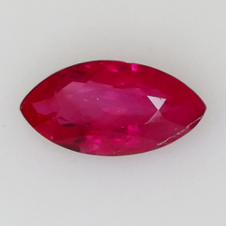 0,96 ct Taubenblut-Rubin Marquis, Größe 8,76 x 4,49 mm