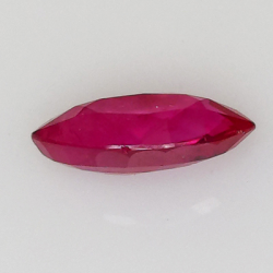 0,96ct Rubí Sangre de Pichón Talla Marquís 8,76x4,49mm