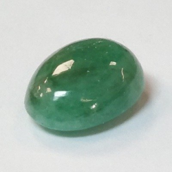 2,76ct Esmeralda Talla Oval en Cabujón 10,31x7,81mm