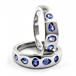 Anello in argento e tanzanite