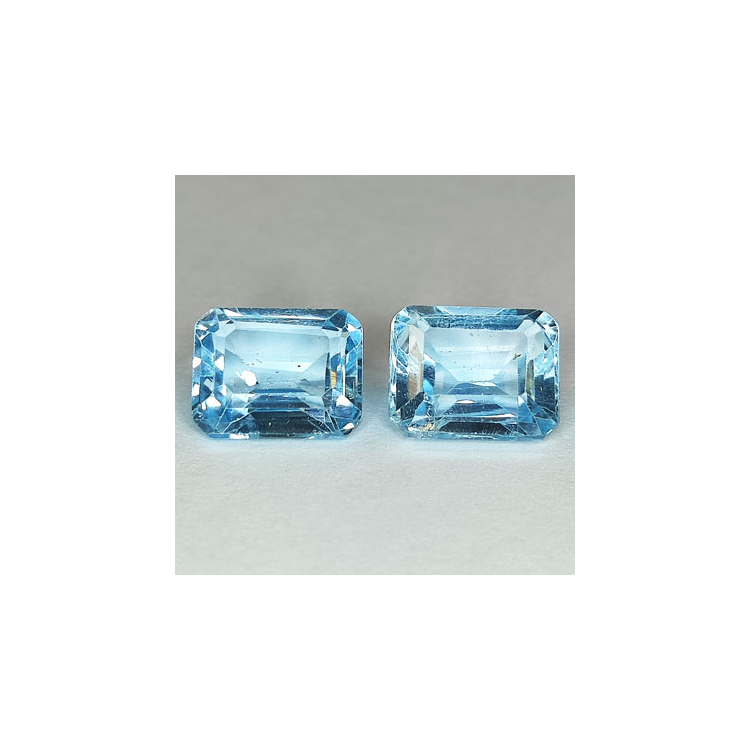 12ct Topacio Talla Esmeralda 11x9mm