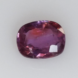 0.95ct Zafiro talla cojin 6.40 x 5.17  mm
