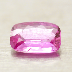 0,83ct Saphir im Kissenschliff 6,93 x 4,84 mm