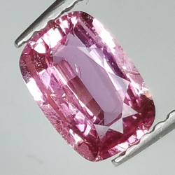 0.83ct Zafiro talla cojin 6.93 x 4.84  mm