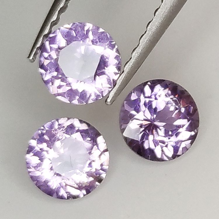 1,15ct Spinel Round Size 4,4-4,6mm