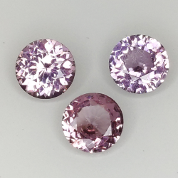 1,13ct Spinel Round Cut 4,5-4,6mm