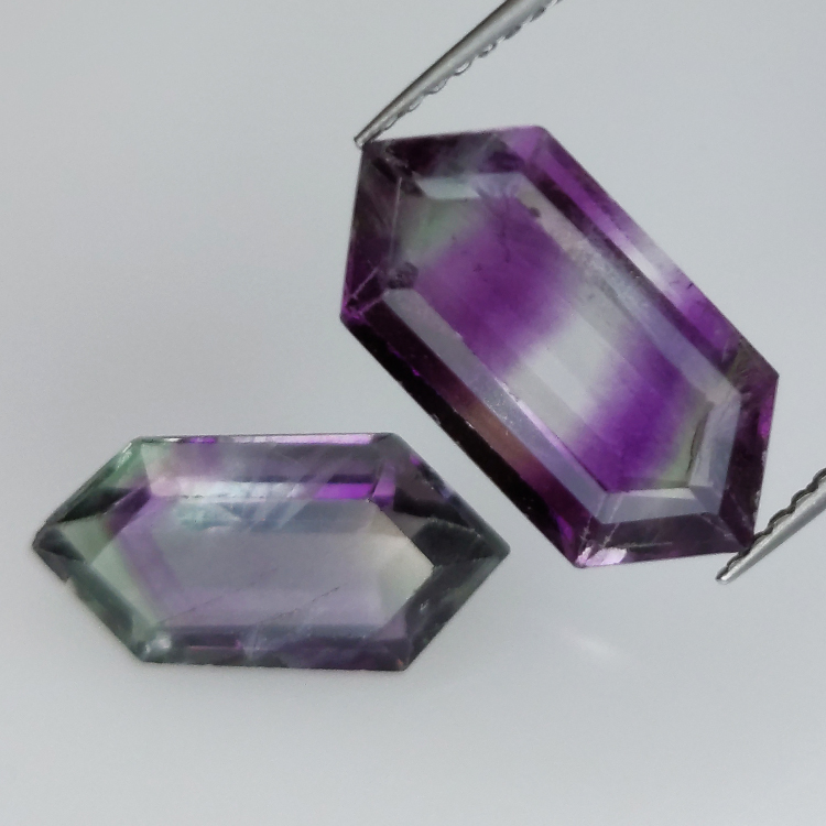 10,72ct Fluorita Blue John Talla Fantasía 18,5x7,3mm