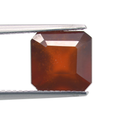 5,72 ct. Grenat de Hessonite émeraude Cut