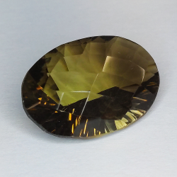 15,77ct Rauchquarz Ovalschliff 21,1x15mm