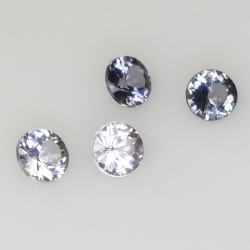 1,18ct Espinela Talla Redonda 4-4,1mm