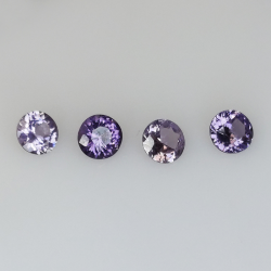 1,36ct Espinela Talla Redonda 4,3-4,4mm