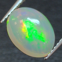 1,43ct Oval geschliffener Opal 9,12 x 7,40 mm