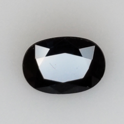 1,15 ct blauer Saphir im Ovalschliff 7x5 mm