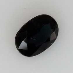 1,15 ct blauer Saphir im Ovalschliff 7x5 mm