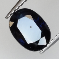 1,20 ct blauer Saphir im Ovalschliff 7x5 mm