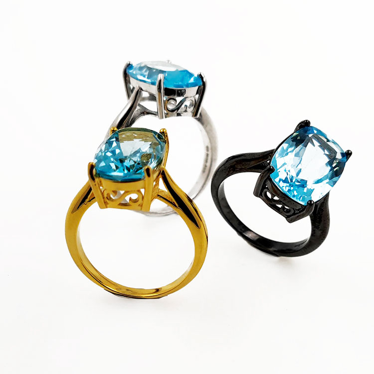 Topaz ring in 925 sterling silver plated in rhodium, black rhodium or yellow gold.