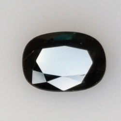 0.94 ct blauer Saphir im Ovalschliff 7x5 mm