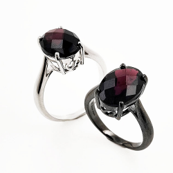 Garnet ring in 925 sterling silver rhodium plated, black rhodium, yellow gold or rose gold.