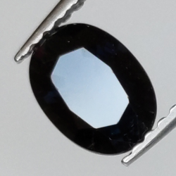 1,14ct Zafiro azul talla oval 7x5mm