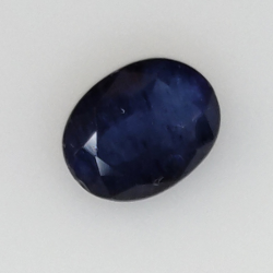 1,21 ct blauer Saphir im Ovalschliff 7x5 mm