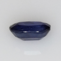 0,99 ct blauer Saphir im Ovalschliff 7x5 mm