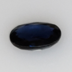 0,91 ct blauer Saphir im Ovalschliff 7x5 mm