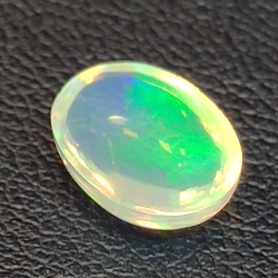 1.46ct Opale ovale 10.25 x 7.49 mm