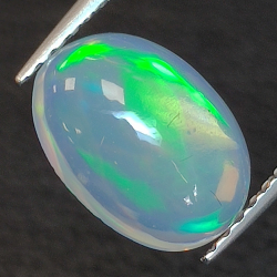 1,46ct Oval geschliffener Opal 10,25 x 7,49 mm