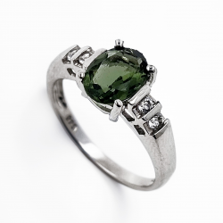 Anello di moldavite con topazio bianco in argento 925 rodiato