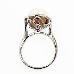 Pearl ring in 925 Sterling silver rhodium plated