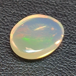 1.76ct Oval-cut opal 10.75 x 8.27 mm