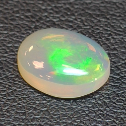 1.76ct Oval-cut opal 10.75 x 8.27 mm