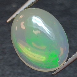 1,76ct Oval geschliffener Opal 10,75 x 8,27 mm