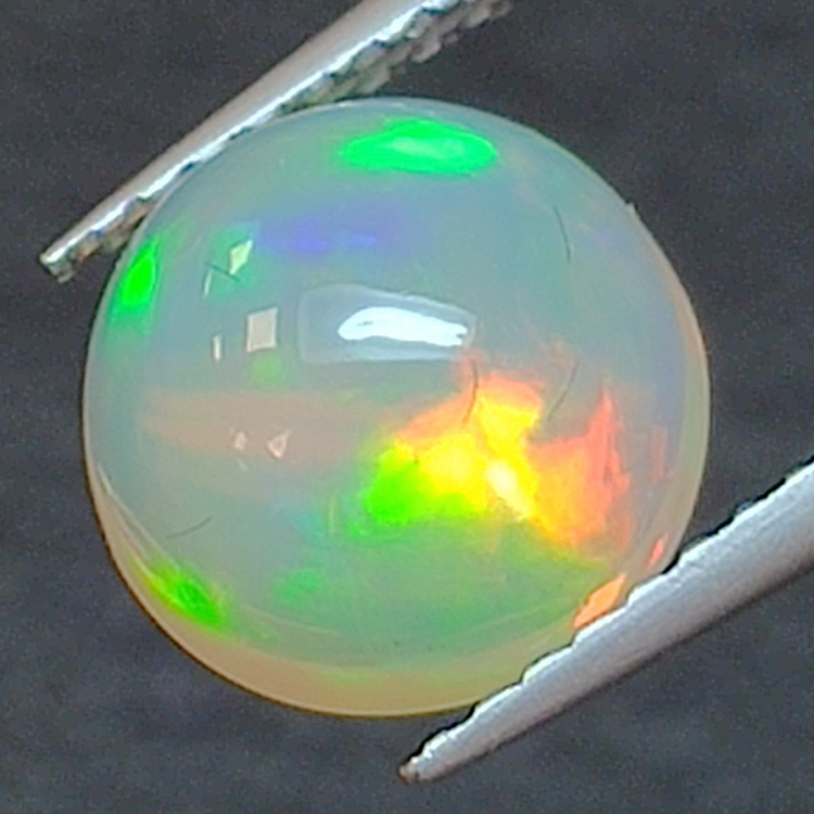 1.78ct Round cut opal 8.56 x 8.48 mm