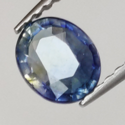 0,76ct sapphire oval cut 4,8x5,9mm