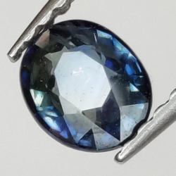 0,60 ct Saphir im Ovalschliff 5,1x4,3 mm