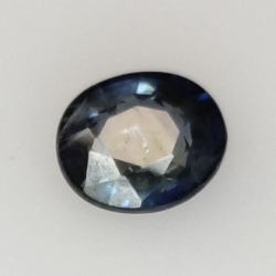 0,60 ct Saphir taille ovale 5,1x4,3 mm