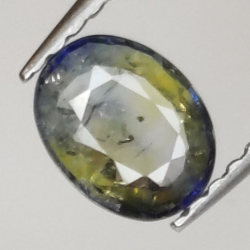 0,66ct sapphire oval cut 6.4x4,9mm