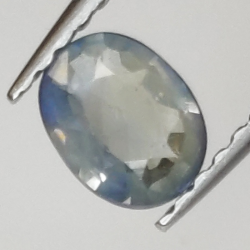 0,45 ct Saphir im Ovalschliff 5,5x4,2 mm