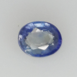 0,44 ct Saphir im Ovalschliff 4,6x3,1 mm